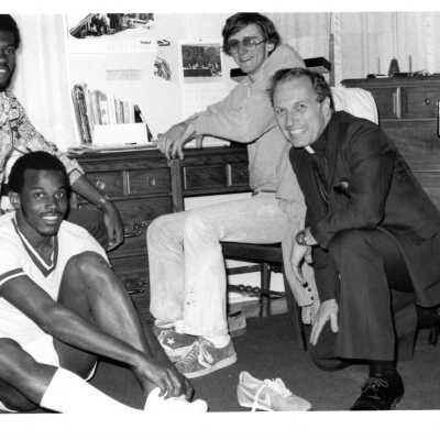 Thomas S. Acker, S.J.: Faculty, Biology; Dean of the College of Arts and Sciences. Fr. Acker is meeting with small groups of students.