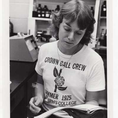 Biology student, Carol Anne MacKenzie, working on Crown Gall project in science laboratory, August 1975.