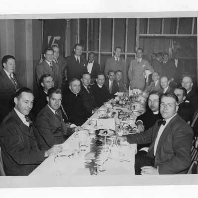 Alumni association dinner meeting to plan fundraising to build Field House, November 11, 1946.