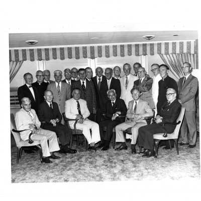 Alumni reunion of class of 1931 held on May 18, 1976. Includes Terrence Toland, S.J.