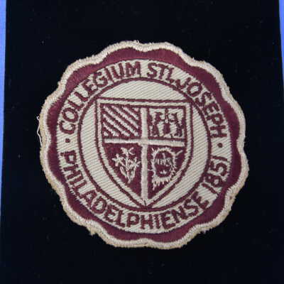 Insignia, Shoulder