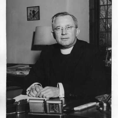 Matthew G. Sullivan, S.J. (Dean, Academic Vice President)