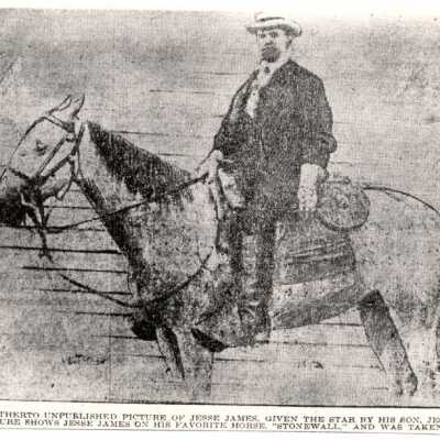 93.1H.61 Jesse James on horse, Stonewall, 1875: Copyright: 93.1H.61 Jesse James on horse, Stonewall, 1875