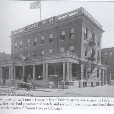 Transit House Hotel