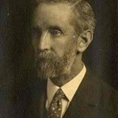 Samuel Maclure, artist, 191?: Photograph by Ross Anthony Lort (1889-1968). City of Victoria Archives (M06101)