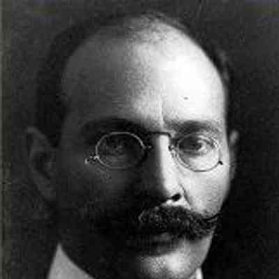 Portrait of Harold Mortimer-Lamb RPS, photographer, 1905: Photograph by Wm. Notman & Son