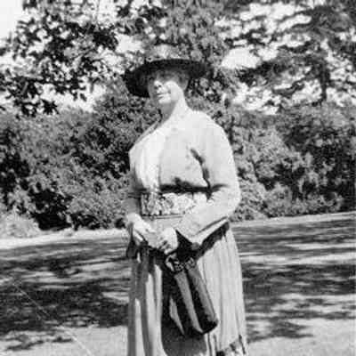 Portrait of Josephine Crease, ca. 1930.: Photograph by unknown photographer. Royal BC Museum and Archives (F-02805)