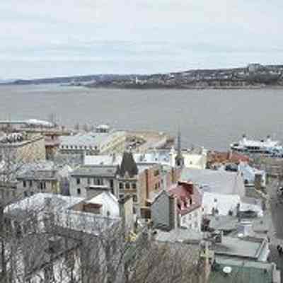 Contemporary view of part of the Lower Town (Basse-Ville) to the St. Lawrence River across to Lévis from below the Upper Town (Haute-Ville), part of the UNESCO World Heritage Site of Old Québec City, n.d. Unknown photographer: From viator.com