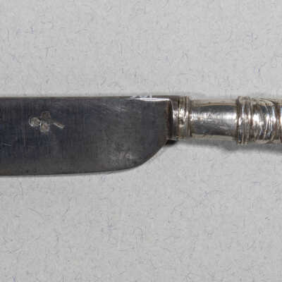 Knife