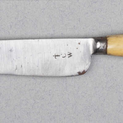 Knife