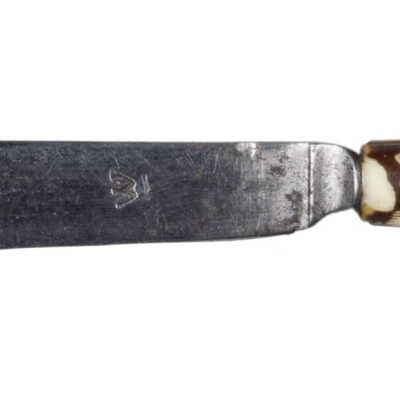 Knife