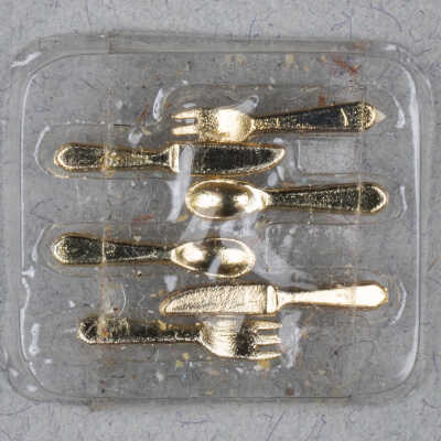 Doll's house cutlery set for four persons