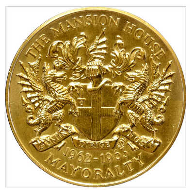 City of London Lord Mayor’s presentation medal 1962-63 mounted in Perspex paperweight