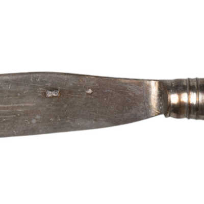 Knife