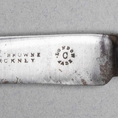 Knife, table