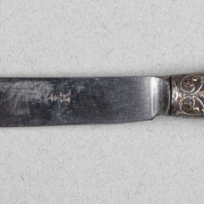 Knife