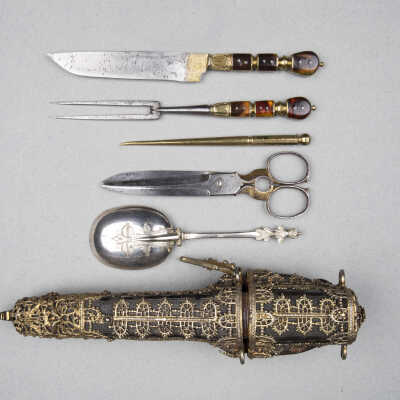 Knife, fork, spoon, scissors and skewer in case