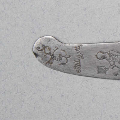 Knife