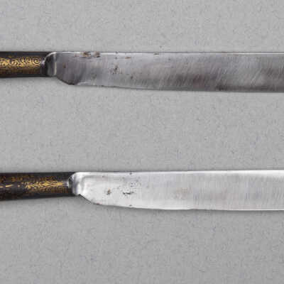 Knives, pair of