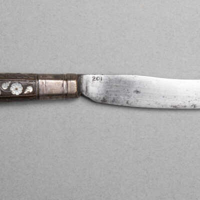 Knife
