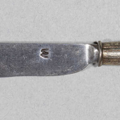 Knife