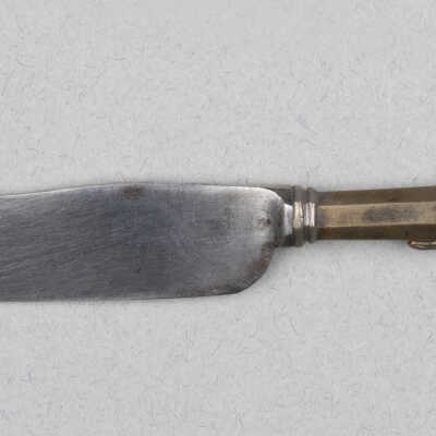 Knife