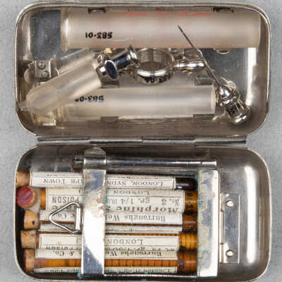 Syringe, hypodermic in case with accessories