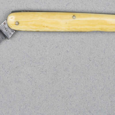 Knife, pen, folding