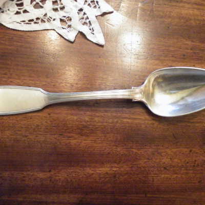 Spoon, Eating