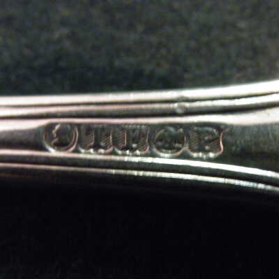 makers marks detail