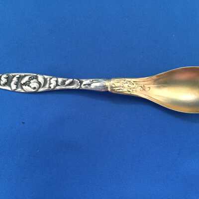 Spoon, Eating