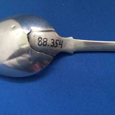 Spoon, Eating