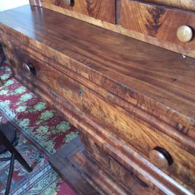 Dresser