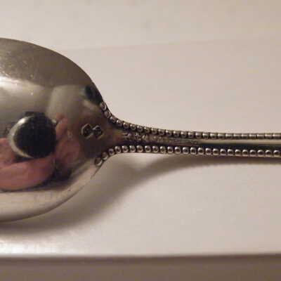 Spoon, Eating