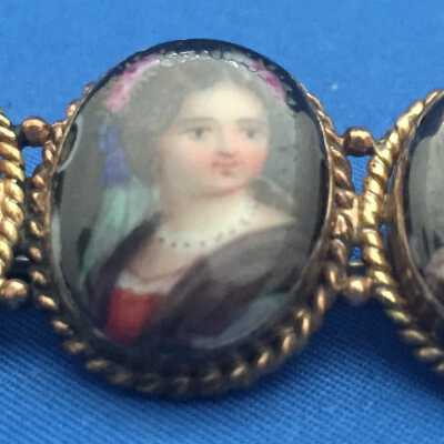 Brooch