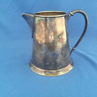 Pitcher, Cream