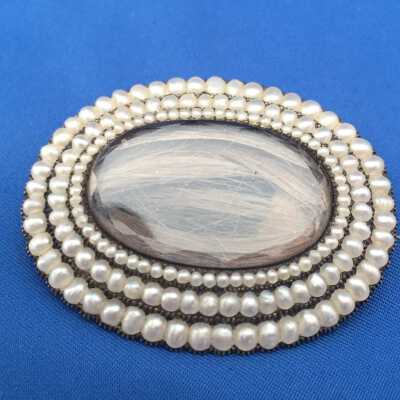 Brooch