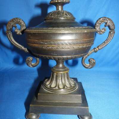 Inkstand