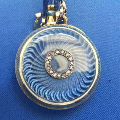 Watch, Pendant