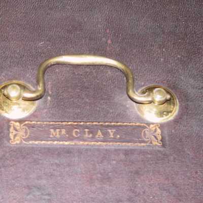 Box handle and cartouche