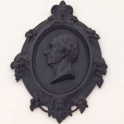 Plaque