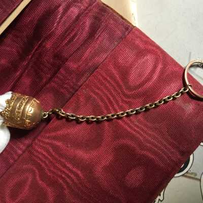 Handkerchief Holder