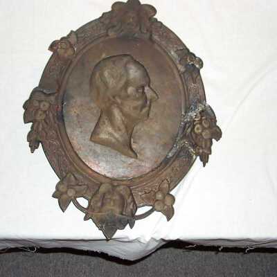plaque reverse: Copyright: HCMF