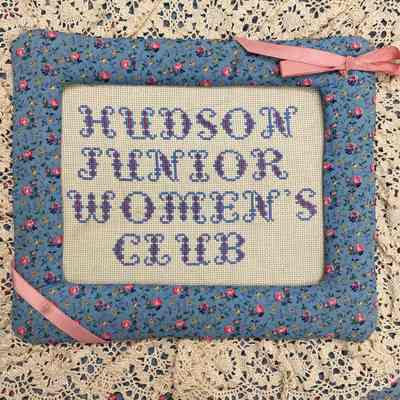 Hudson Junior Woman's Club Scrapbook 1985-1986