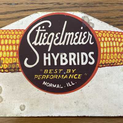 Stiegelmeier Hybrids License Plate Topper - 1940's