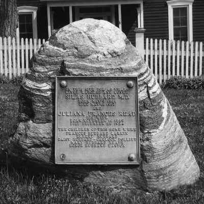 Tribute Plaque to Dr. Hubbard