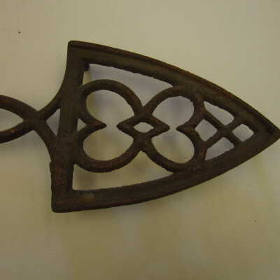 Trivet