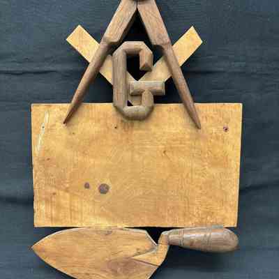 1919 Wooden Masonic Carving