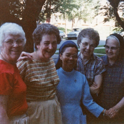 Sisters Visiting Francis Heights