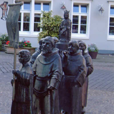 Pilgrim Statue